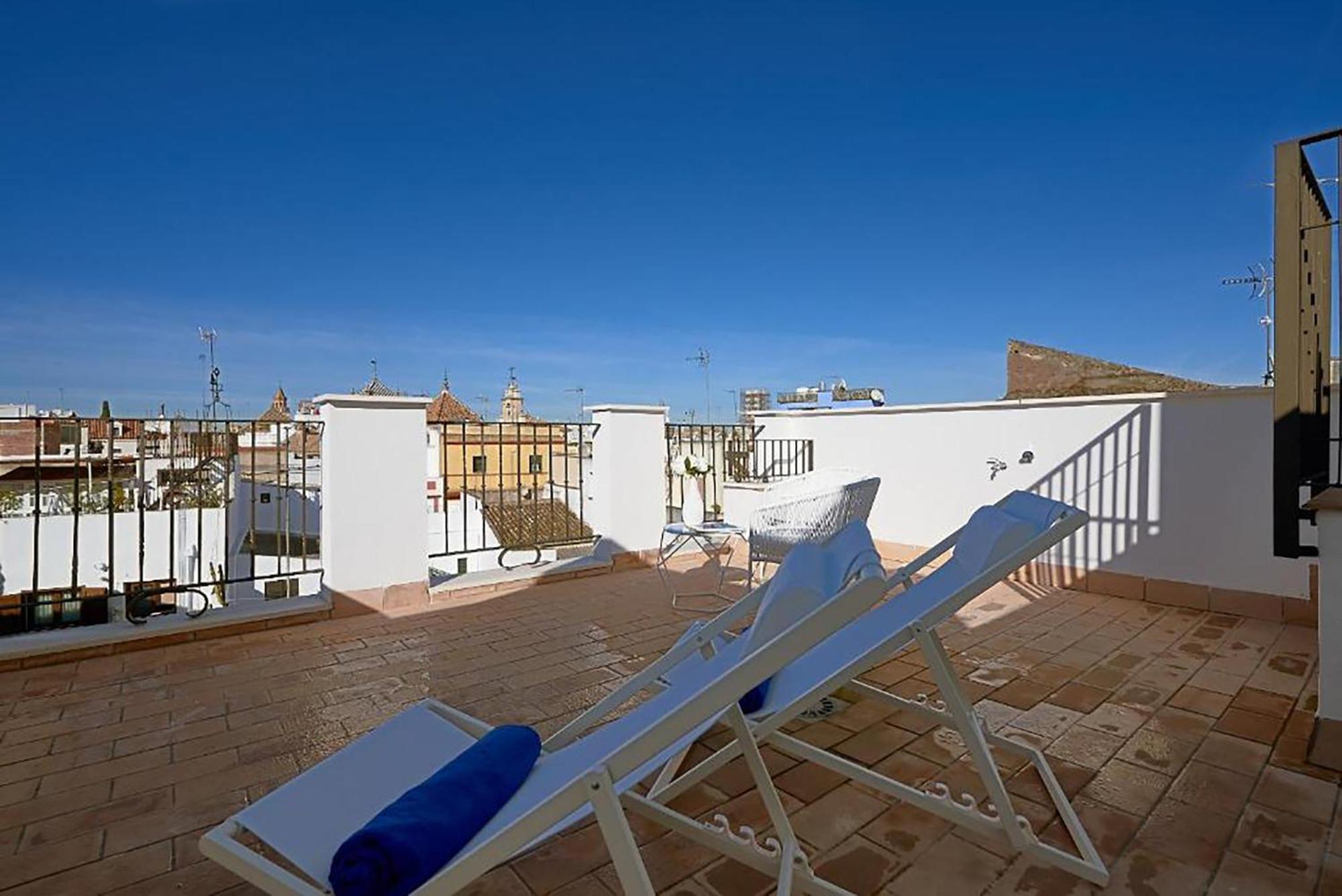 Palacio Del Siglo XVII Frente A Los Jardines De Murillo Sevilla Rom bilde